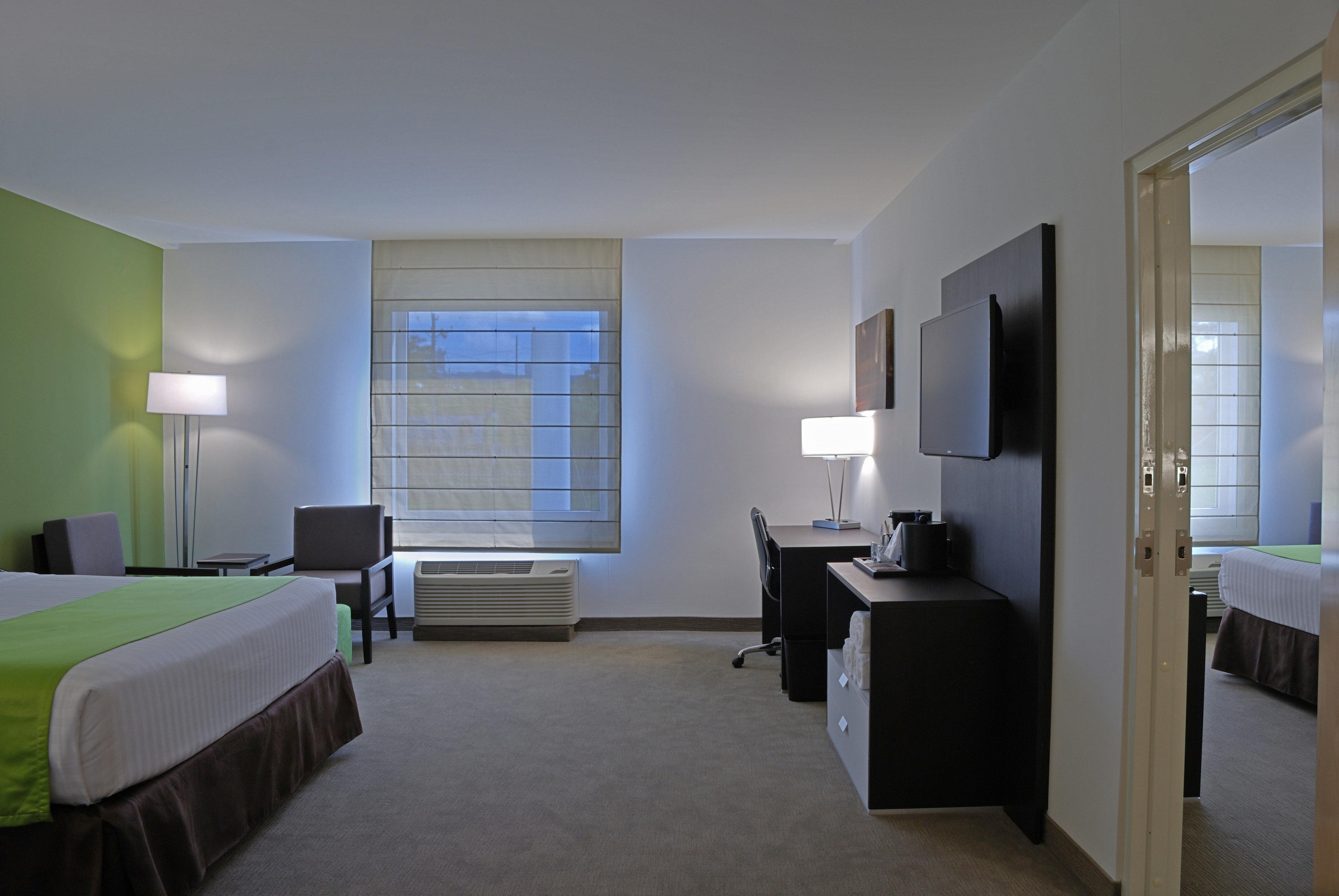 Express By Ihg 4*