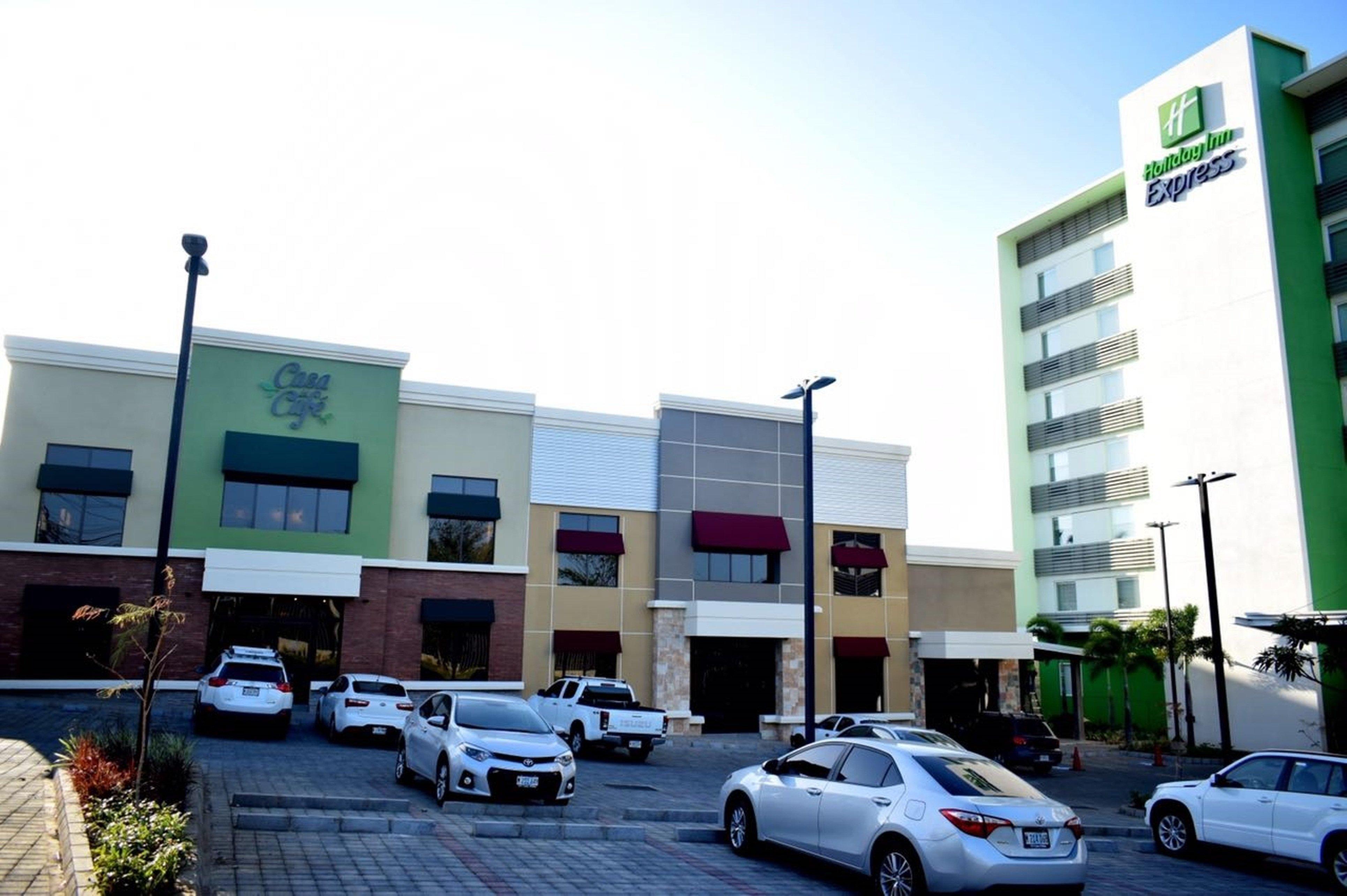 Hotel Express By Ihg Managua