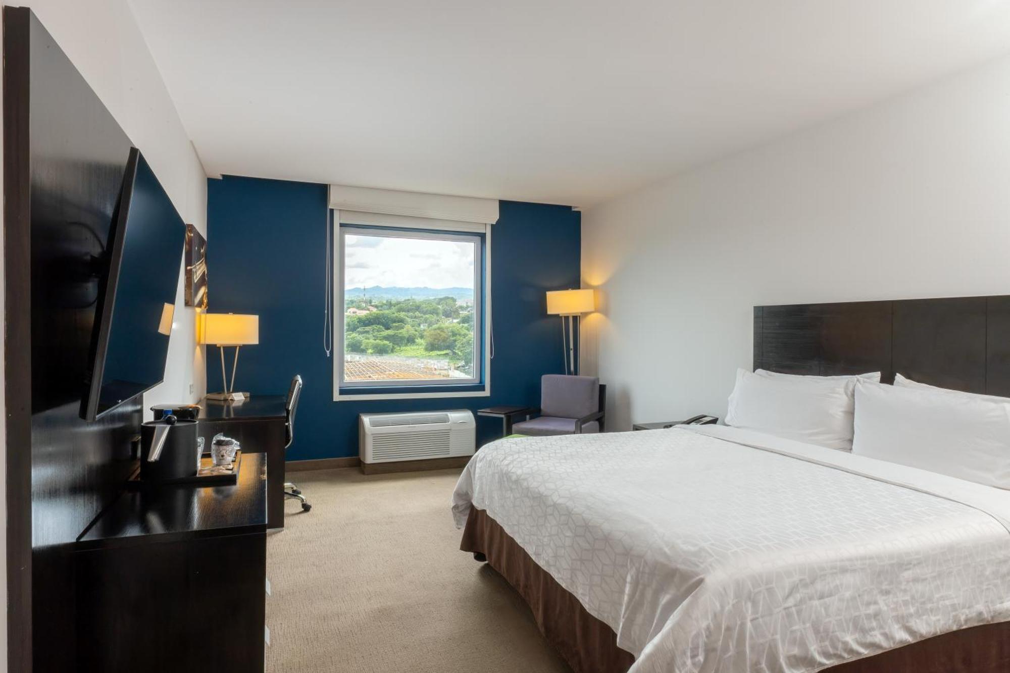 Hotel Express By Ihg 4*