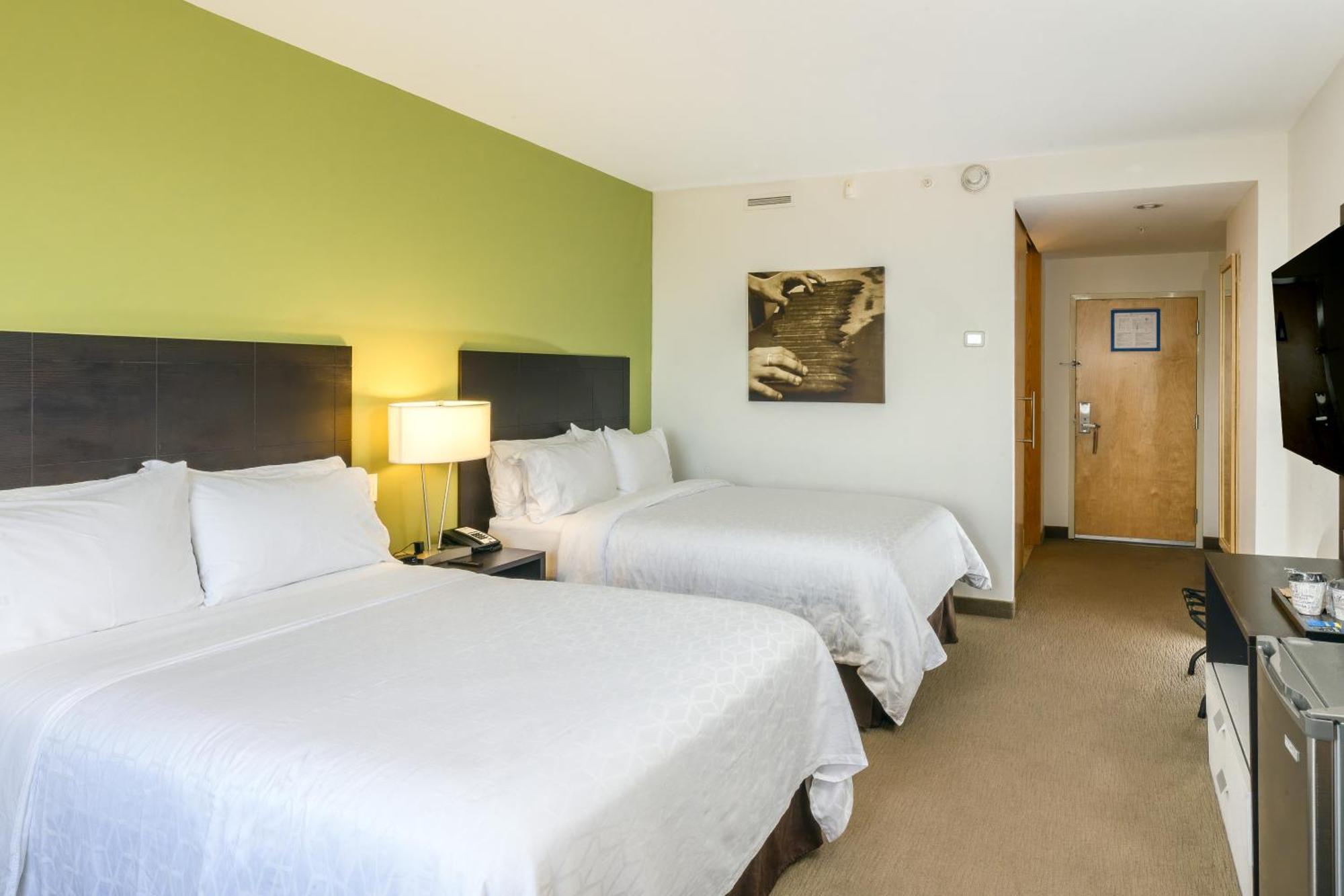 Express By Ihg 4*