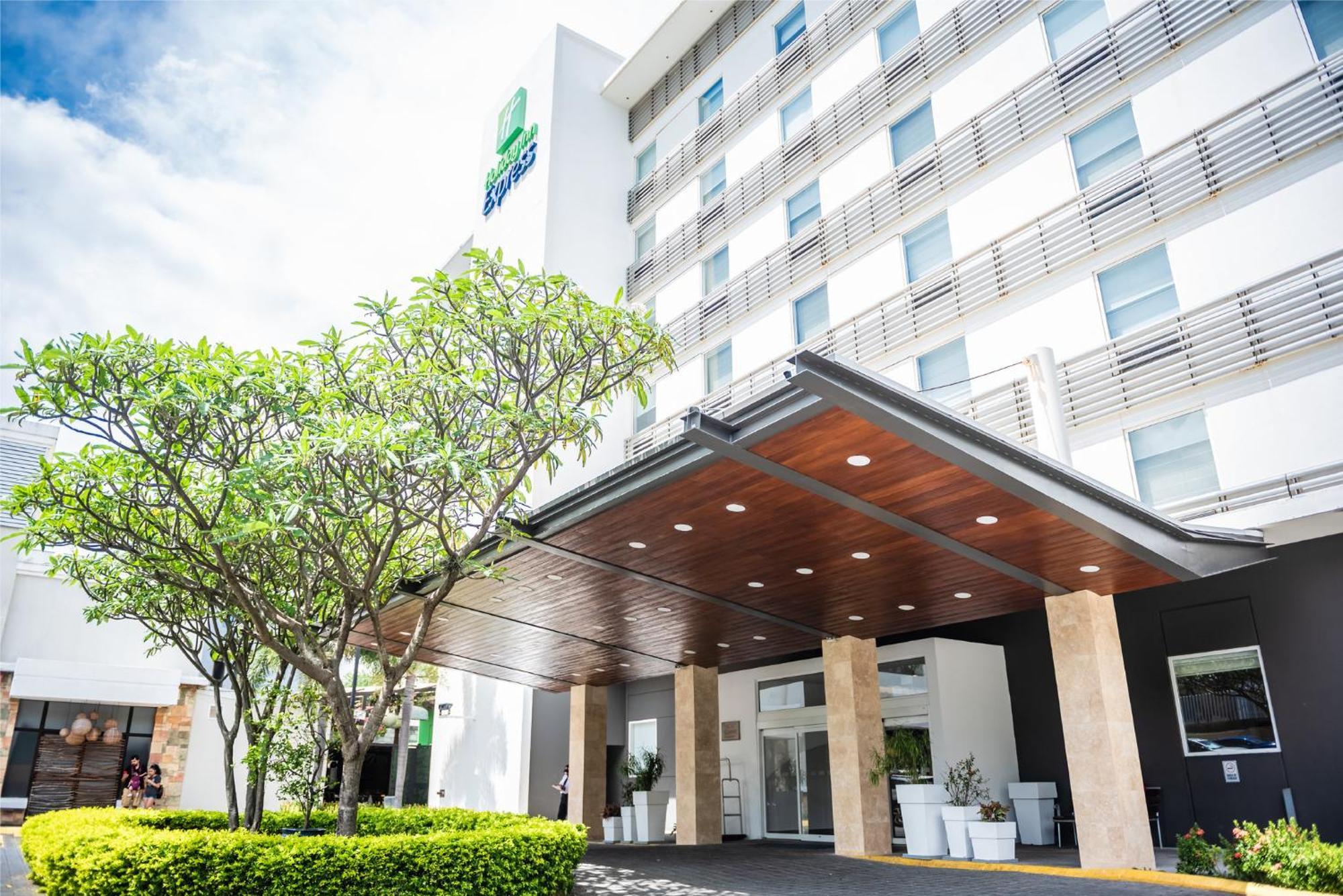 Express By Ihg Hotel Managua