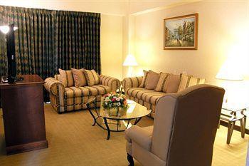 Express By Ihg 4*