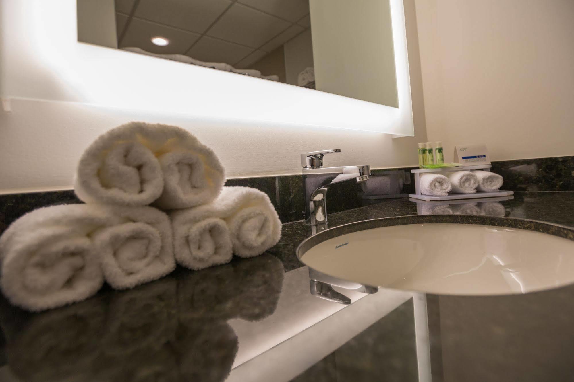 Hotel Express By Ihg 4*
